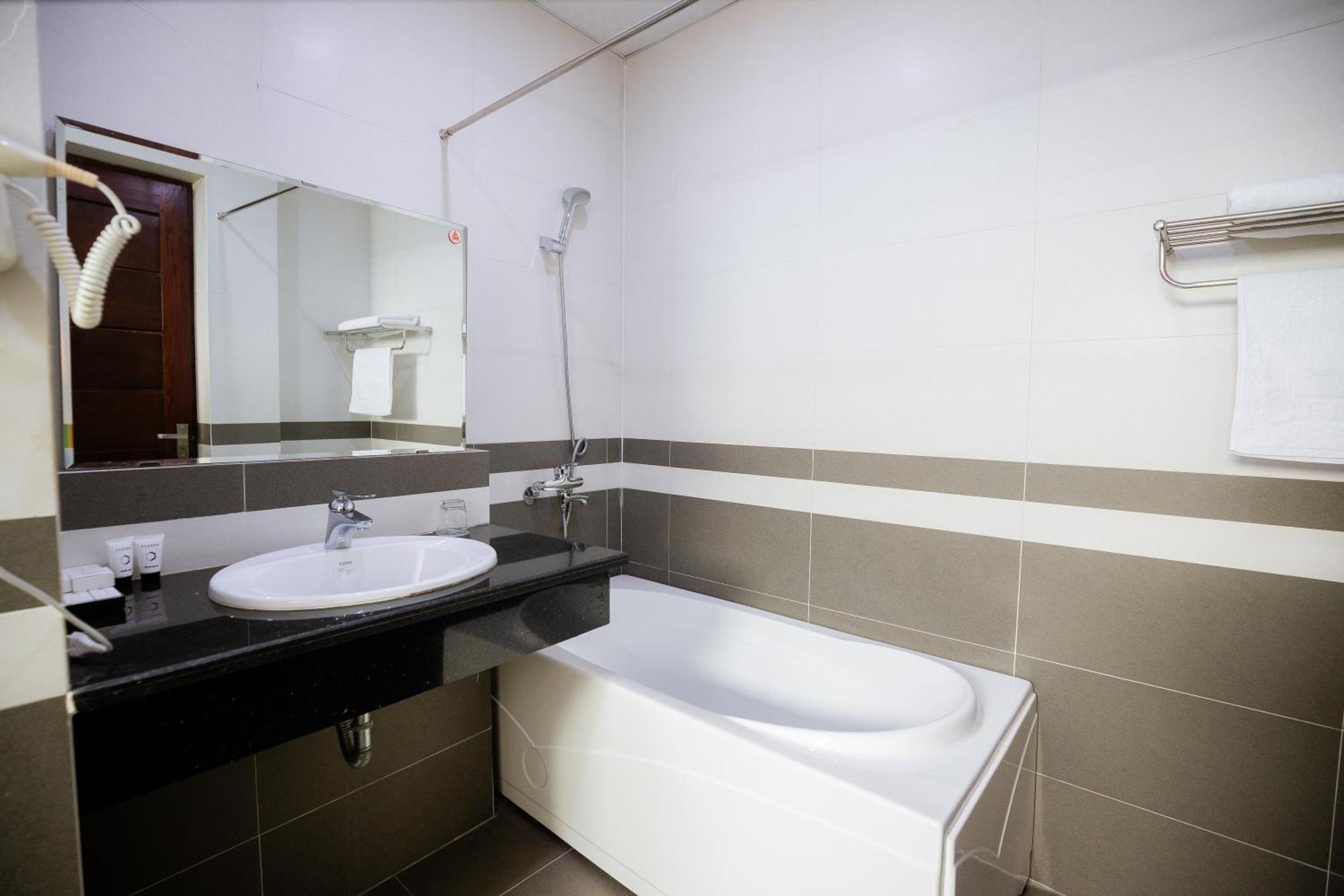 Flesta Lach Tray Serviced Apartment & Hotel Hai Phong Exterior foto